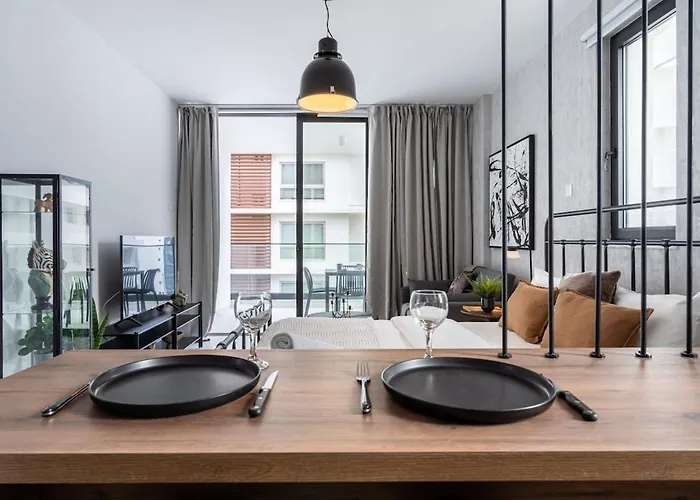 Dusk - Harmonic By 49 In Mackenzie * ラルナカ